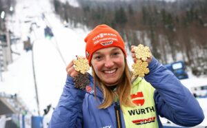 Familie statt Tournee: Skispringerin Schmid hört mit 29 auf