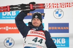 Biathlon-Star trägt Ohrring von Rad-Idol Pantani bei Olympia