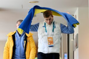 Selenskyj überreicht Orden an ukrainischen Skeleton-Piloten